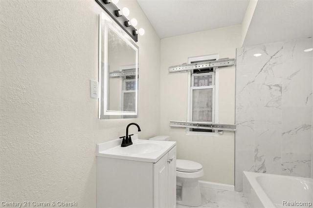 15011 Bringard Drive, Detroit, MI 48205