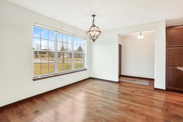 N53W35192 Lighthouse LANE, Oconomowoc, WI 53066