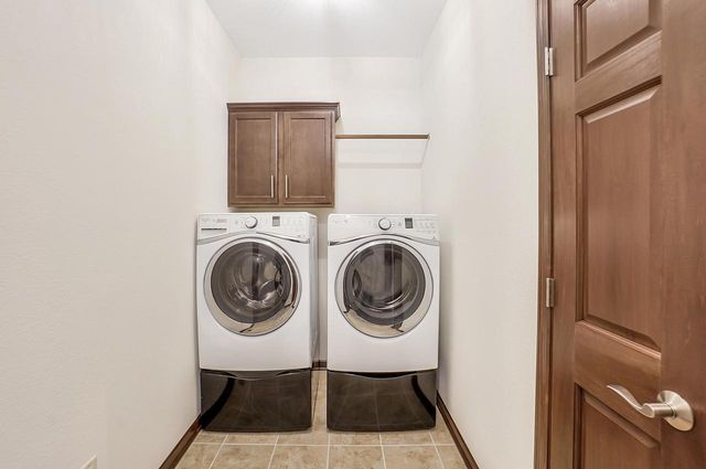 N53W35192 Lighthouse LANE, Oconomowoc, WI 53066