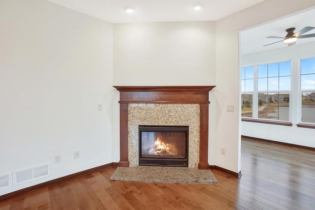 N53W35192 Lighthouse LANE, Oconomowoc, WI 53066