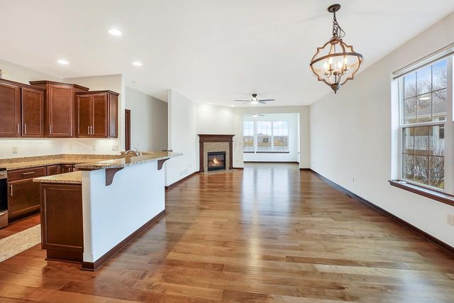 N53W35192 Lighthouse LANE, Oconomowoc, WI 53066