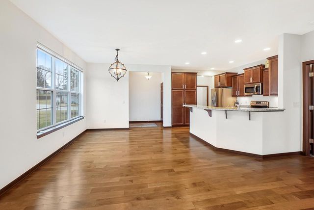 N53W35192 Lighthouse LANE, Oconomowoc, WI 53066