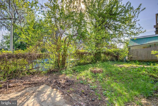 105 GARFIELD AVE, Norwood, PA 19074