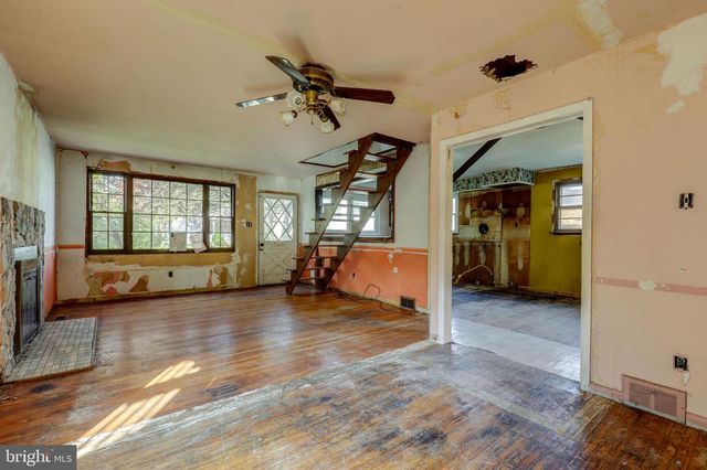 105 GARFIELD AVE, Norwood, PA 19074