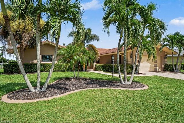 1493 Tredegar DR, Fort Myers, FL 33919