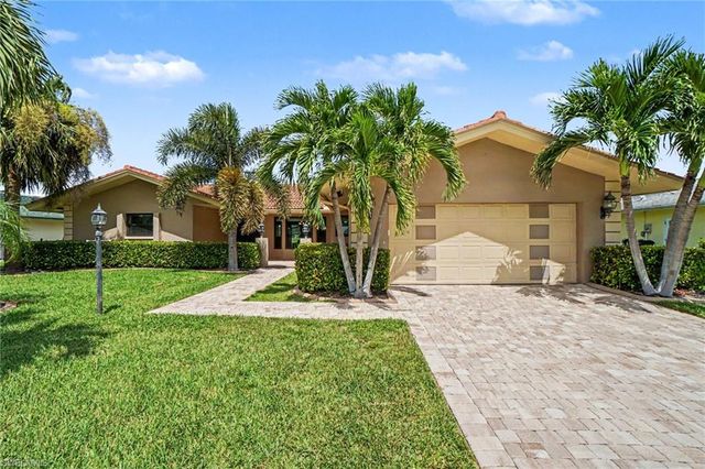 1493 Tredegar DR, Fort Myers, FL 33919