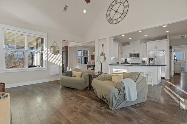 117 Arkota Shores Place, Hot Springs, AR 71913