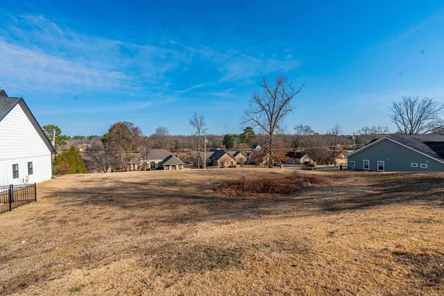 117 Arkota Shores Place, Hot Springs, AR 71913