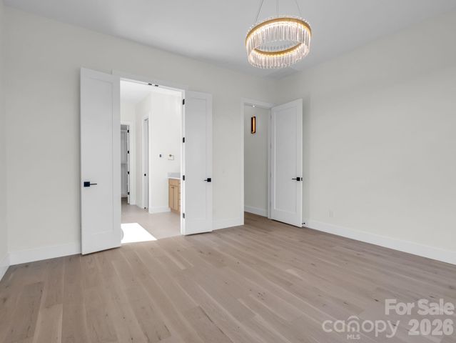 90 Summit Hill Road, Hendersonville, NC 28791