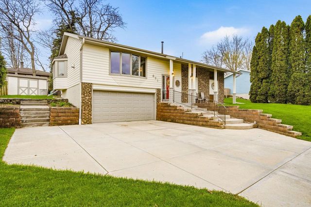 321 Lakeview ROAD, South Milwaukee, WI 53172