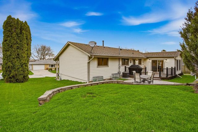 321 Lakeview ROAD, South Milwaukee, WI 53172