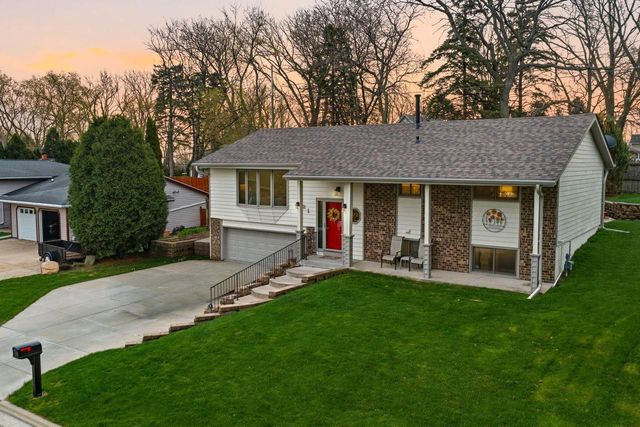 321 Lakeview ROAD, South Milwaukee, WI 53172