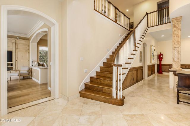 961 Alexandra Court, Oak Park, CA 91377