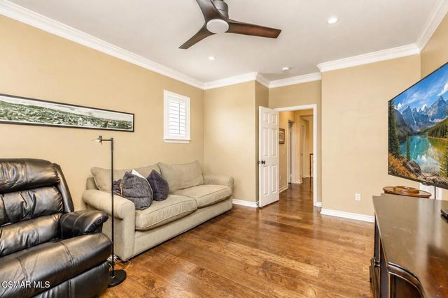 961 Alexandra Court, Oak Park, CA 91377