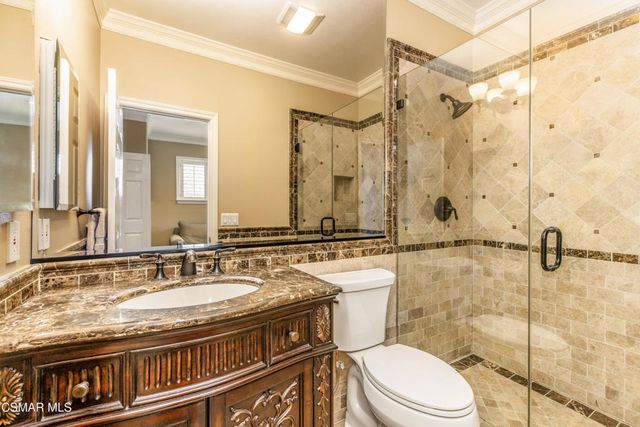 961 Alexandra Court, Oak Park, CA 91377