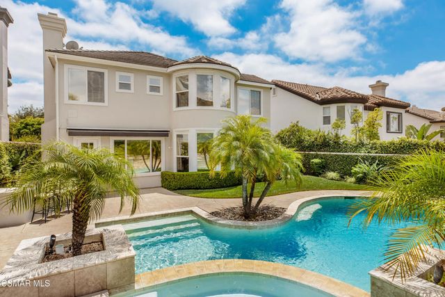 961 Alexandra Court, Oak Park, CA 91377