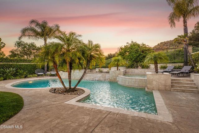 961 Alexandra Court, Oak Park, CA 91377