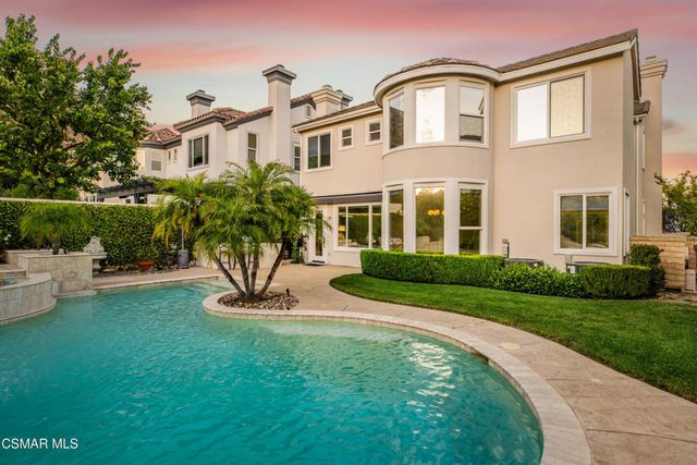 961 Alexandra Court, Oak Park, CA 91377