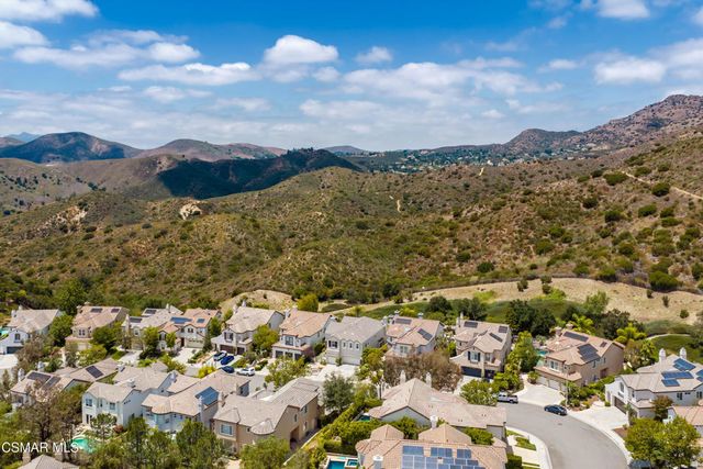 961 Alexandra Court, Oak Park, CA 91377