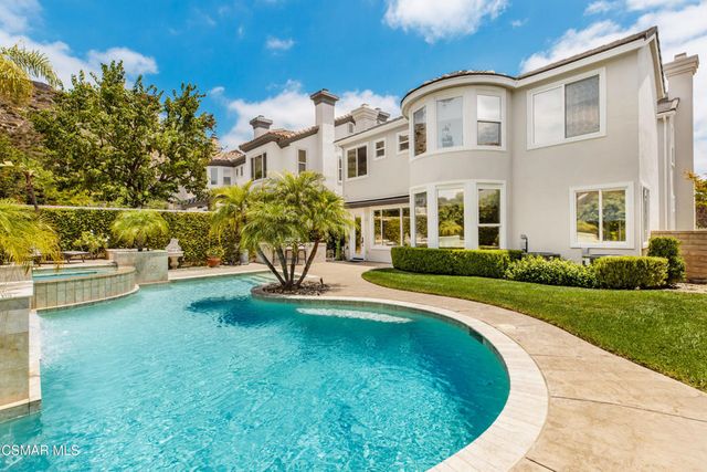 961 Alexandra Court, Oak Park, CA 91377
