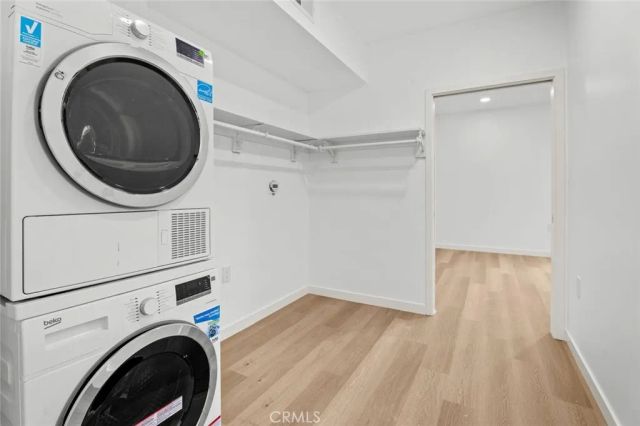1233 Dunsmuir Avenue 204, Los Angeles, CA 90019