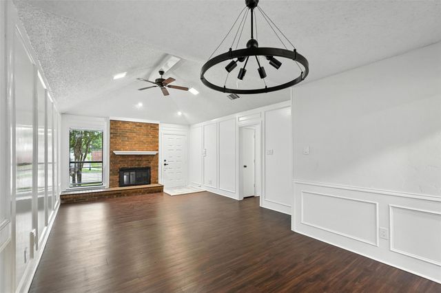 1744 Northview, Carrollton, TX 75007