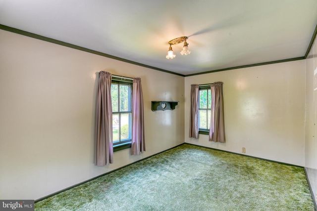 363 N GALEN HALL RD, Wernersville, PA 19565