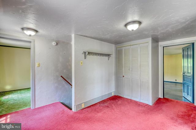363 N GALEN HALL RD, Wernersville, PA 19565