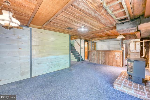363 N GALEN HALL RD, Wernersville, PA 19565