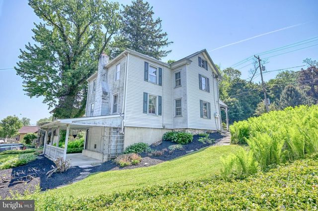 363 N GALEN HALL RD, Wernersville, PA 19565