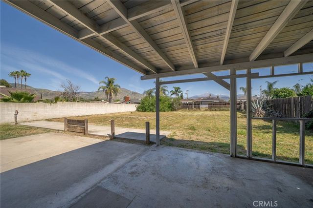 7499 Olive Tree Lane, Highland, CA 92346