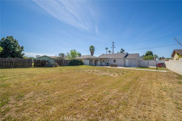 7499 Olive Tree Lane, Highland, CA 92346