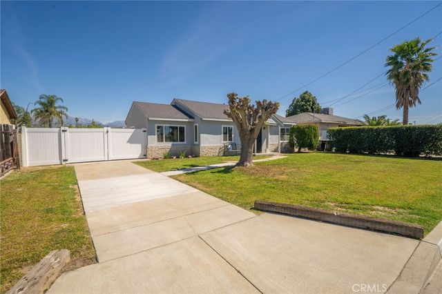 7499 Olive Tree Lane, Highland, CA 92346