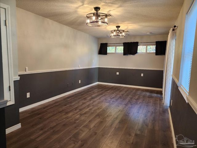 5140 Choctaw Ave, Pensacola, FL 32507