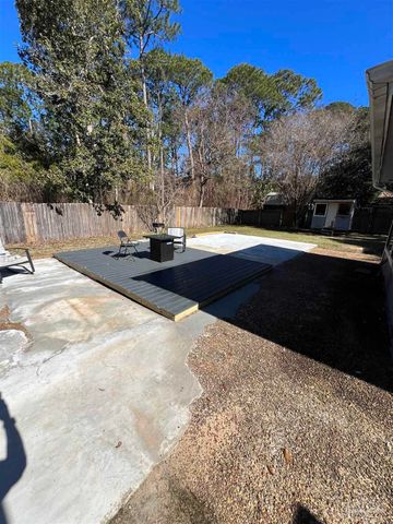 5140 Choctaw Ave, Pensacola, FL 32507