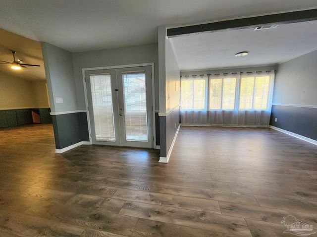 5140 Choctaw Ave, Pensacola, FL 32507