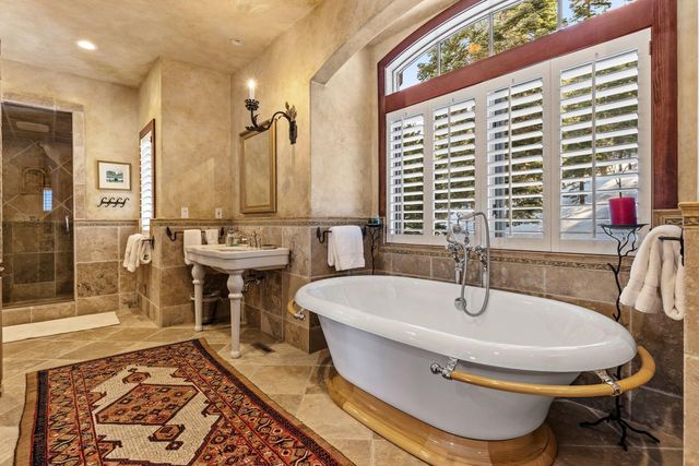 3122 Mountain Links Way, Olympic Valley, CA 96146