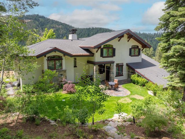 3122 Mountain Links Way, Olympic Valley, CA 96146