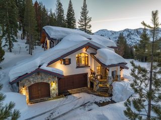 3122 Mountain Links Way, Olympic Valley, CA 96146