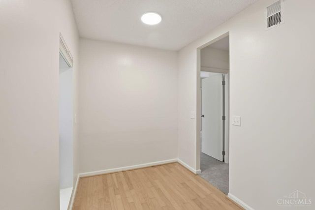 2121 Sutton Avenue, Cincinnati, OH 45230