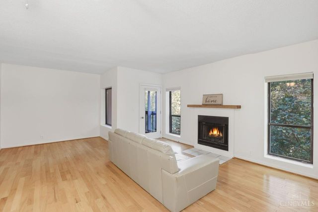 2121 Sutton Avenue, Cincinnati, OH 45230