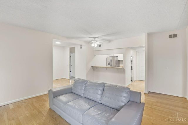 2121 Sutton Avenue, Cincinnati, OH 45230