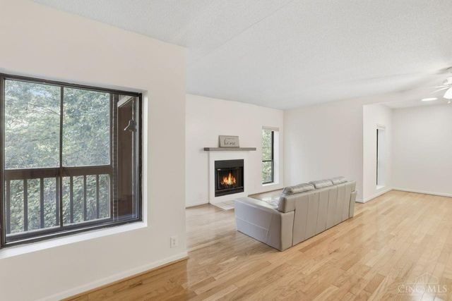 2121 Sutton Avenue, Cincinnati, OH 45230