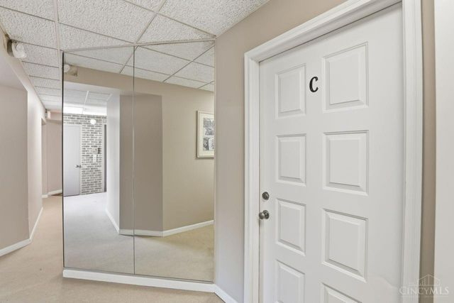 2121 Sutton Avenue, Cincinnati, OH 45230