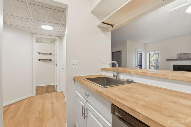 2121 Sutton Avenue, Cincinnati, OH 45230