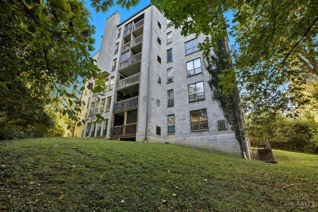 2121 Sutton Avenue, Cincinnati, OH 45230