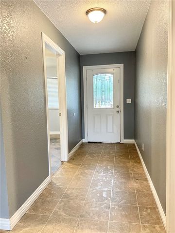 1801 W Huntsville Avenue, Springdale, AR 72762