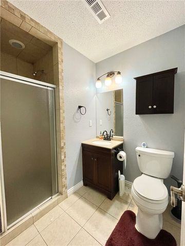 1801 W Huntsville Avenue, Springdale, AR 72762