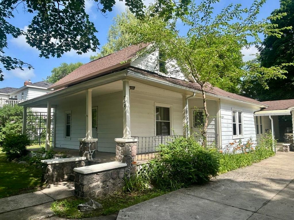 220 W Beech Street, Gladwin, MI 48624