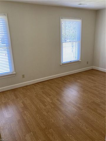 205 Tree Fern DR, Chesapeake, VA 23322